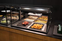 Vario_Food_Counter_Hot_Anwendungsbeispiel