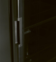 470_CD_350_LED_BLACK_Detail_Tuergriff_web